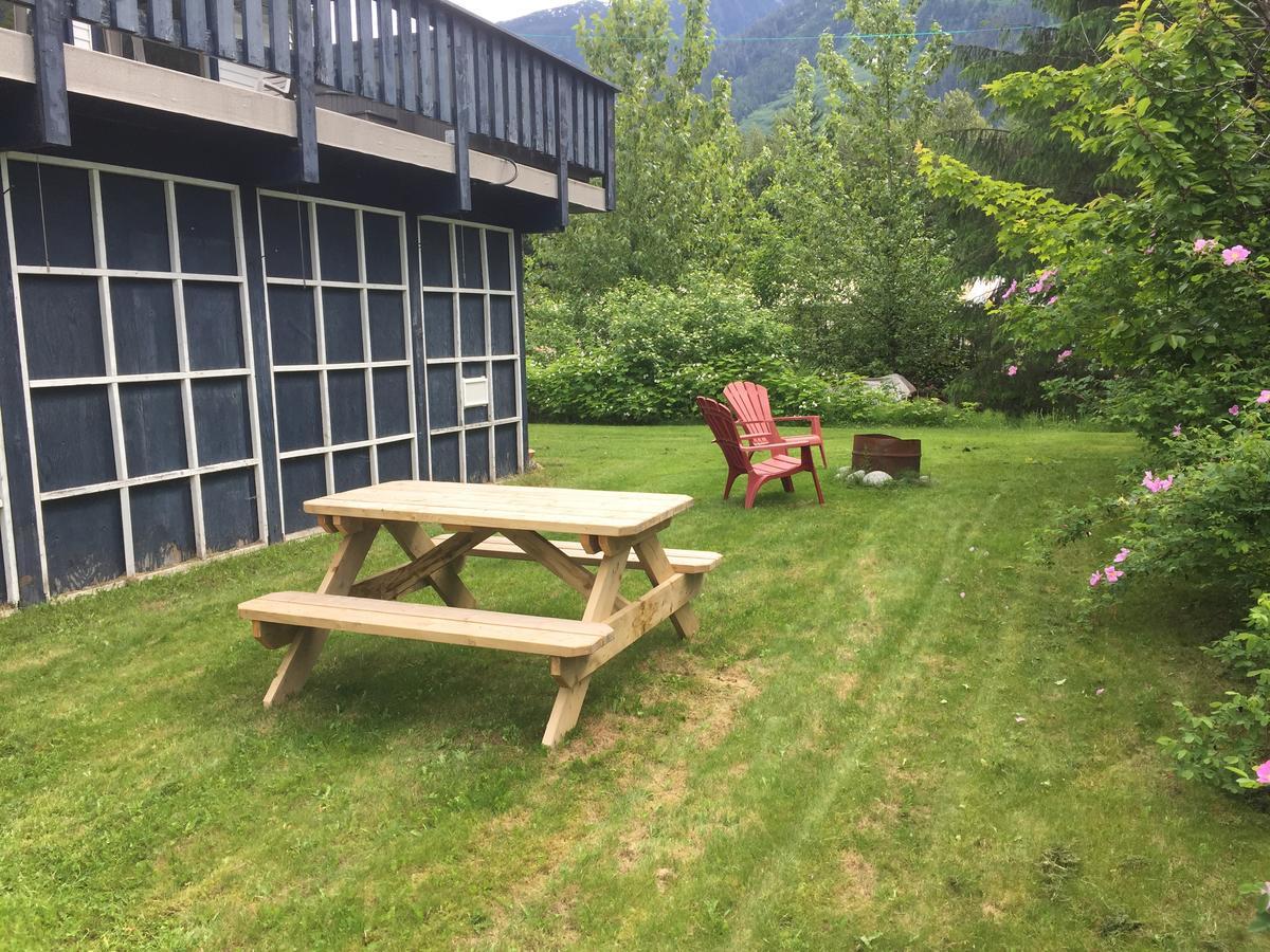 Bear Valley Guesthouse Stewart Exteriör bild
